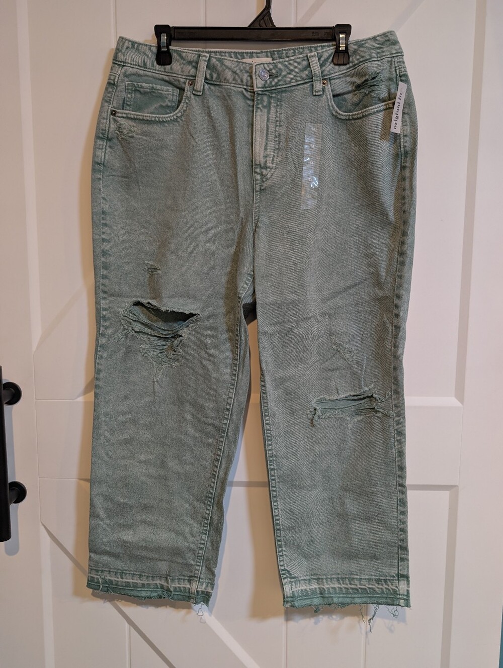 Distressed High-Rise Crop Jeans - Sage Green